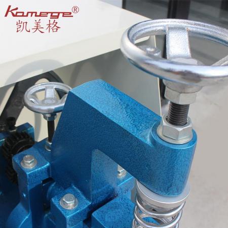 Kamege XD-378 One Wheel Leather Shoulder Belt Lining Laminating Machine